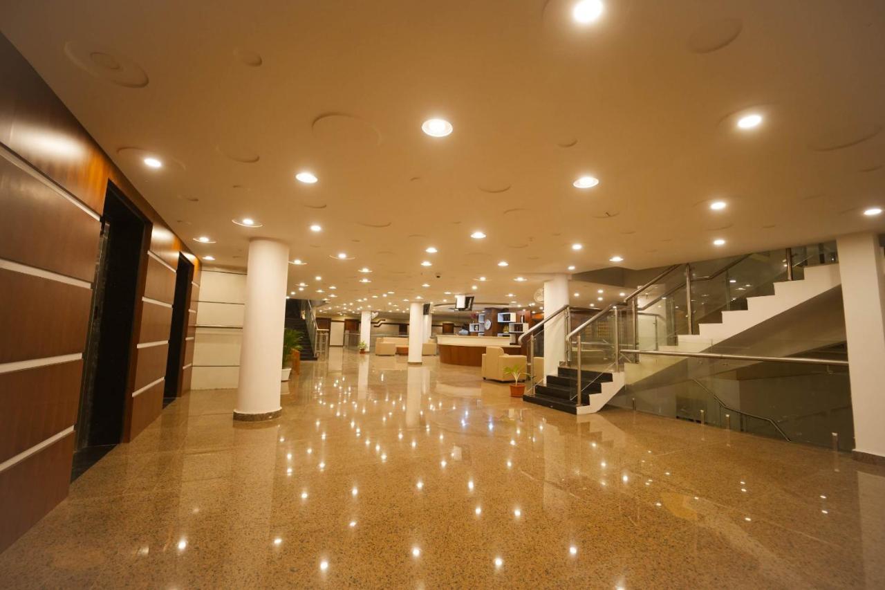 Bigmall Residency Hotel Kannangad Exterior foto
