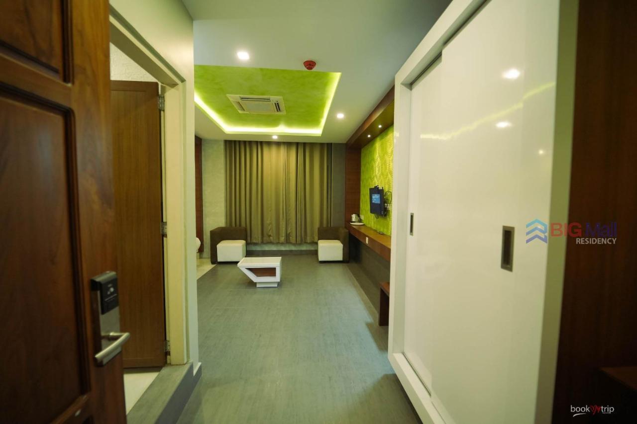 Bigmall Residency Hotel Kannangad Exterior foto