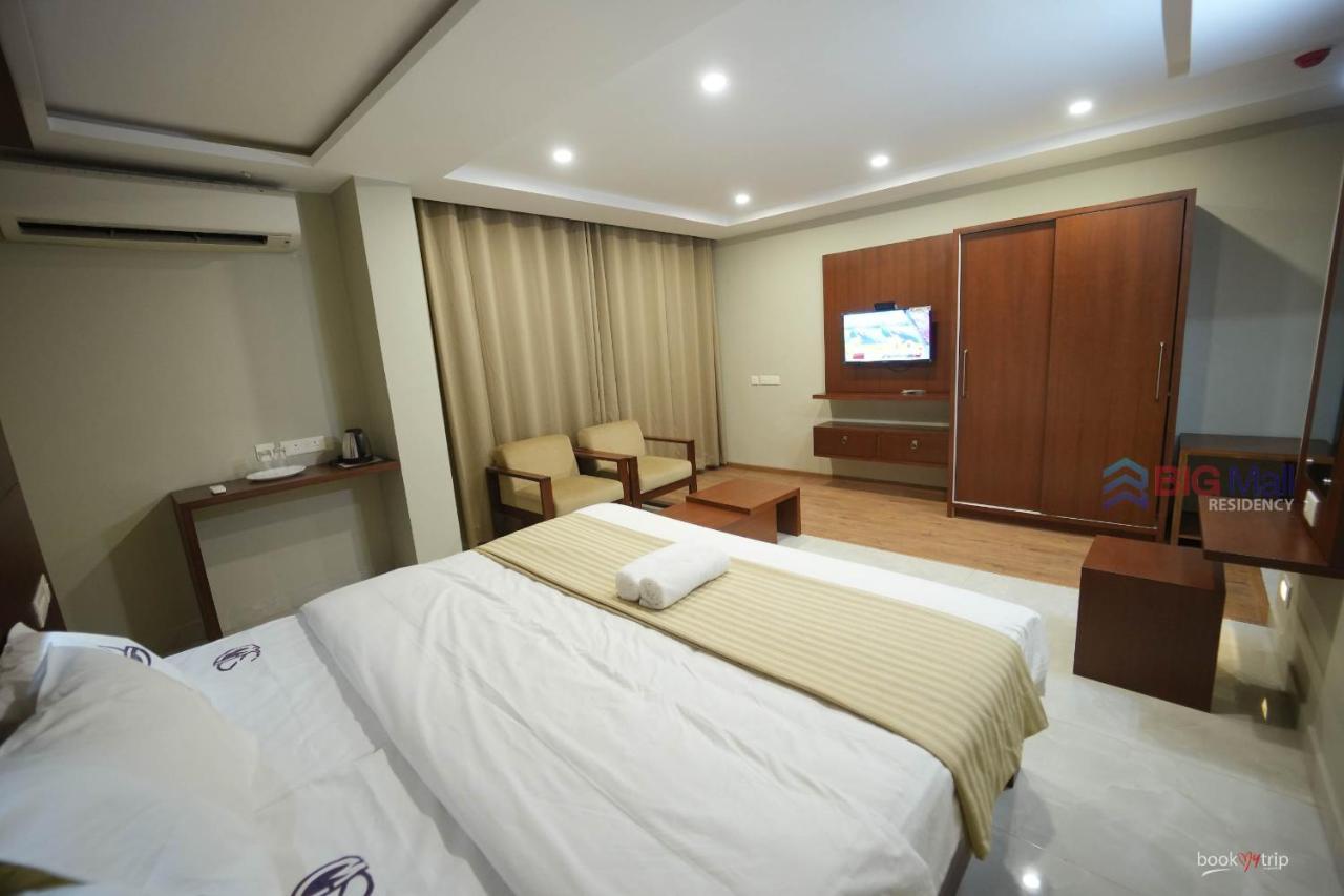Bigmall Residency Hotel Kannangad Exterior foto